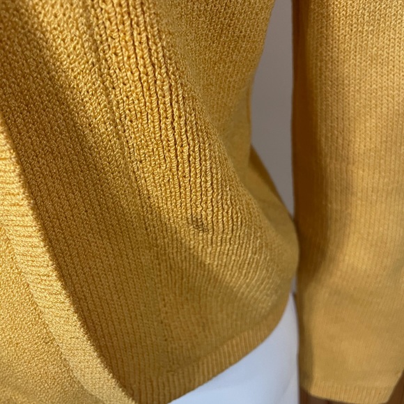 St. John Vintage Knit Sweater - Picture 9 of 12